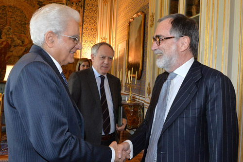 Il Presidente Sergio Mattarella con il Presidente Fieg Maurizio Costa
